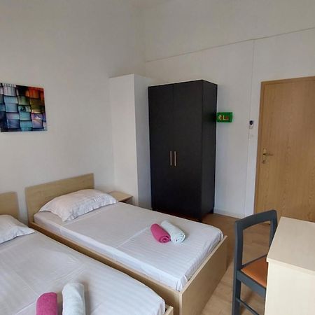 R&E Apartment スプリト エクステリア 写真